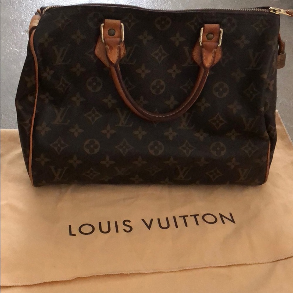 Louis Vuitton Speedy 30